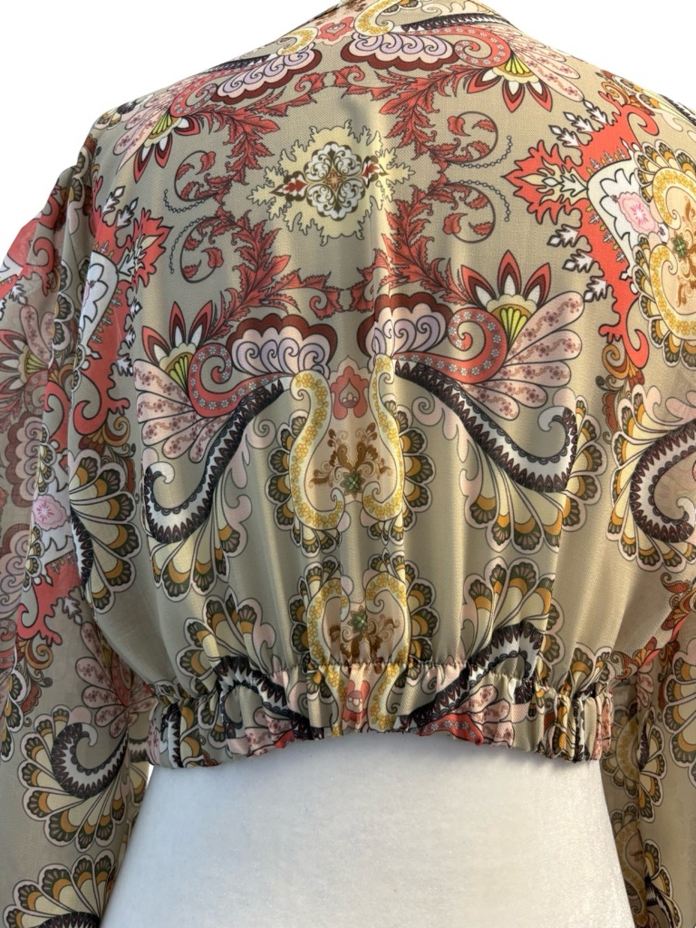 Boho Paisley Ring Front Crop Top Lightweight & Flowy Y2K Size Small Cut Out Top - Picture 13 of 14